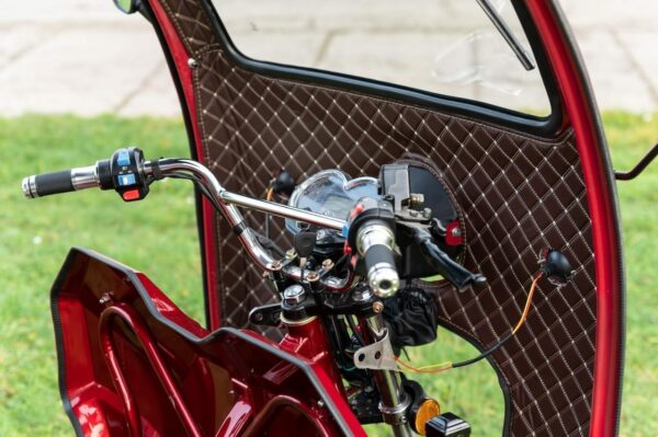 Elektrofrosch-25-cabin-15 Elektrofrosch 25er – CABIN