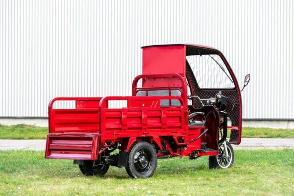 Elektrofrosch-25-cabin-6 Elektrofrosch 25er – CABIN