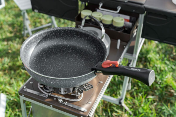 Elektrofrosch Camping