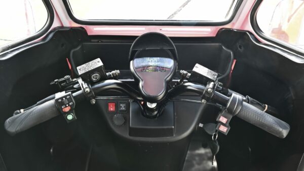 4-Rad Elektro-Kabinenroller QUAD Mini