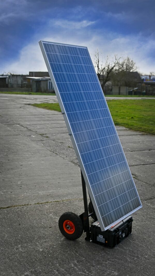 Elektrofrosch-Solartankstelle-0007-scaled Solartankstelle