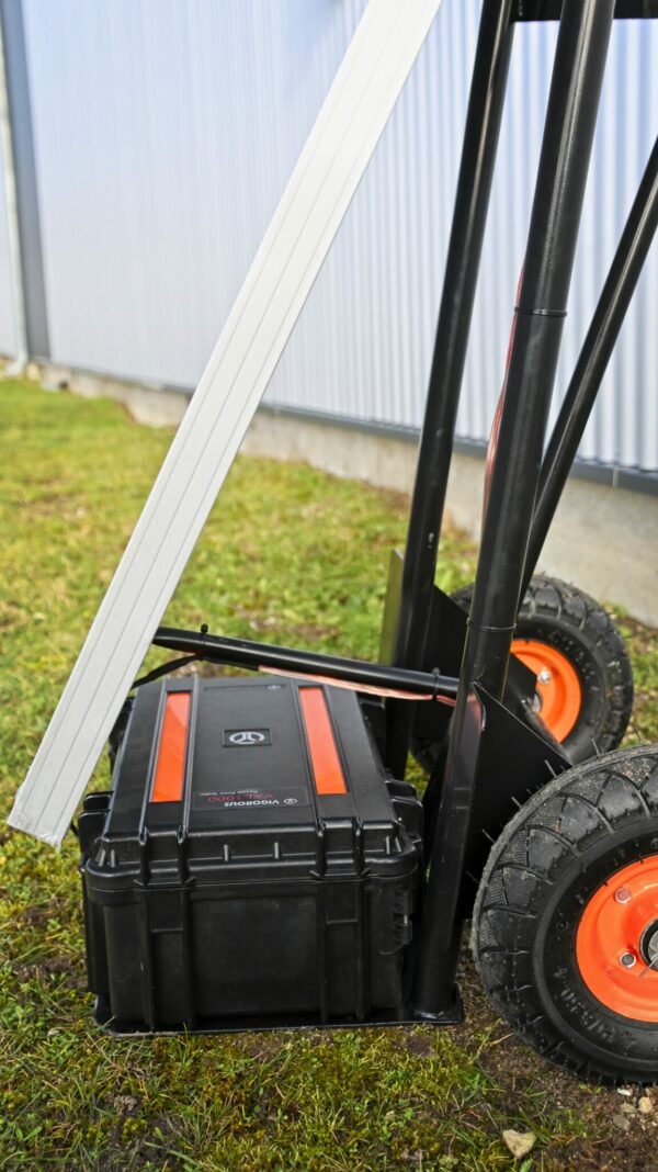 Elektrofrosch-Solartankstelle-0012-scaled Solartankstelle