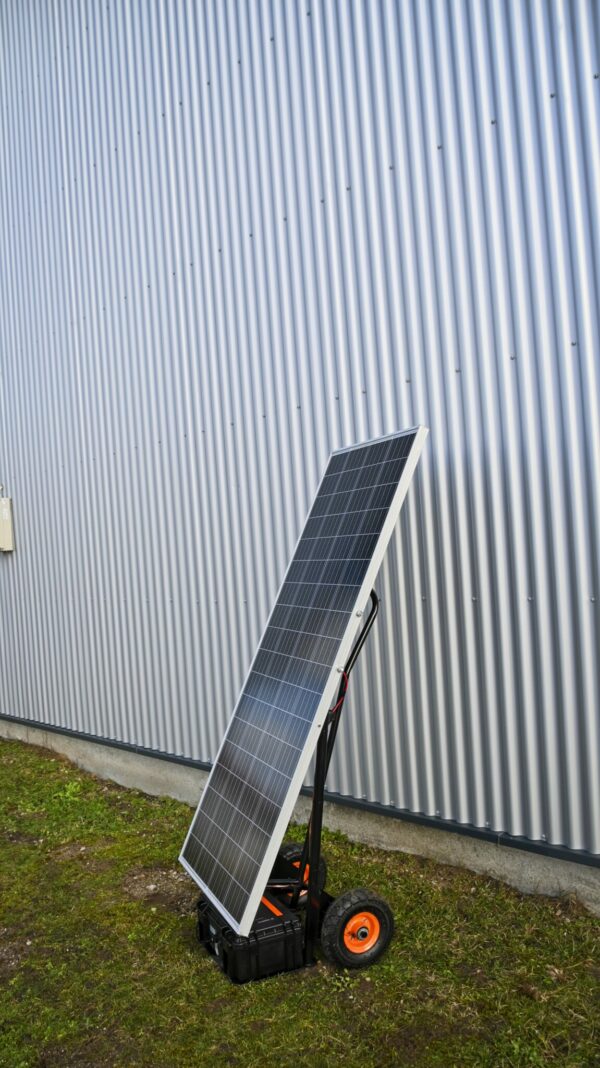 Elektrofrosch-Solartankstelle-0013-scaled Solartankstelle