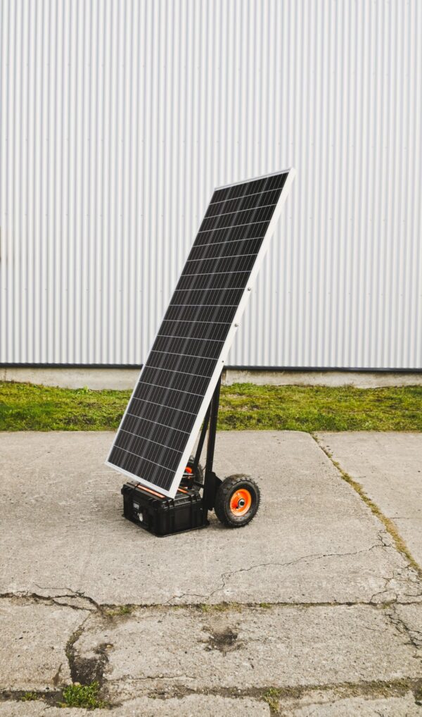 Elektrofrosch-Solartankstelle-0019-scaled Solartankstelle